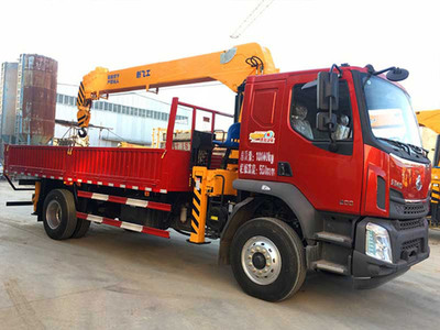 徐工與程力隨車吊報(bào)價(jià)解析 東風(fēng)系列隨車吊選購(gòu)指南